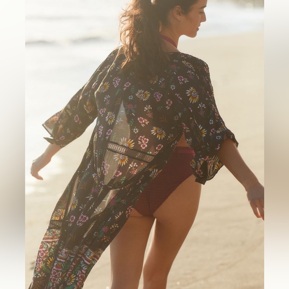 Anthropologie Pintucked Floral Robe - Picture 6 of 10